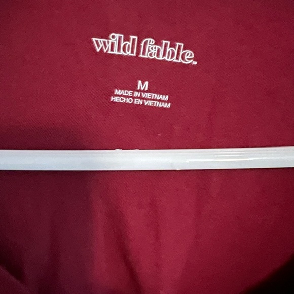 Maroon red crop top - Picture 2 of 2